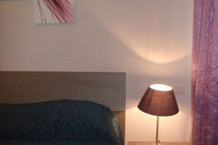 Room 25 of 34