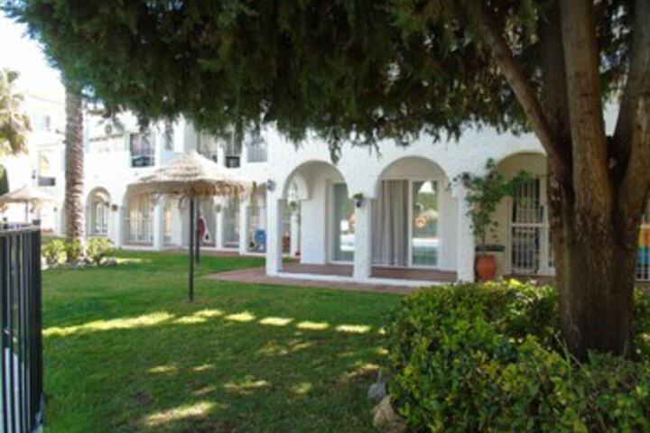 Hotel Exterior 6 of 22
