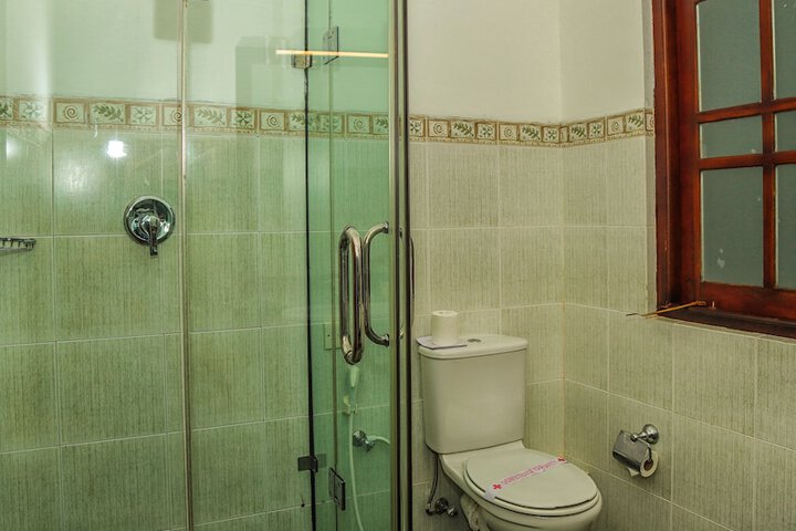 Clean Restrooms