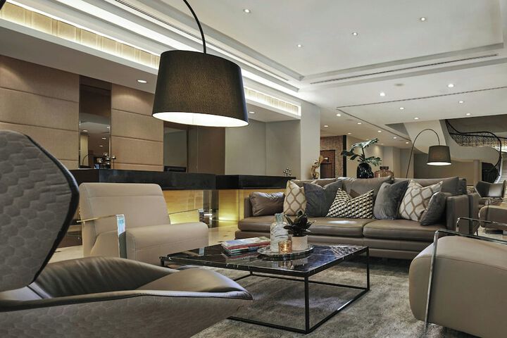 Guest Lobby