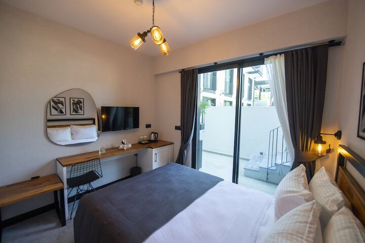 Room 26 of 201
