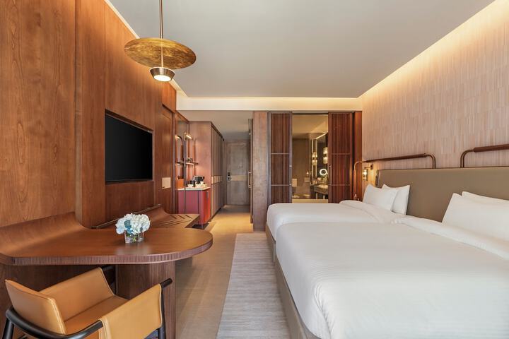 Room 22 of 81