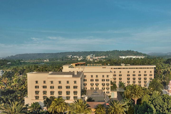 Hotel 64 of 69