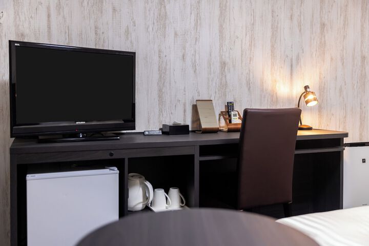 Room 16 of 43