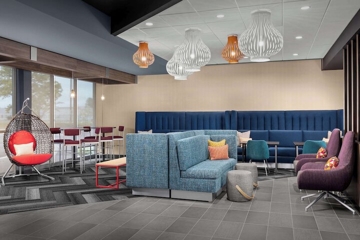 Hotel Interior 4 of 31