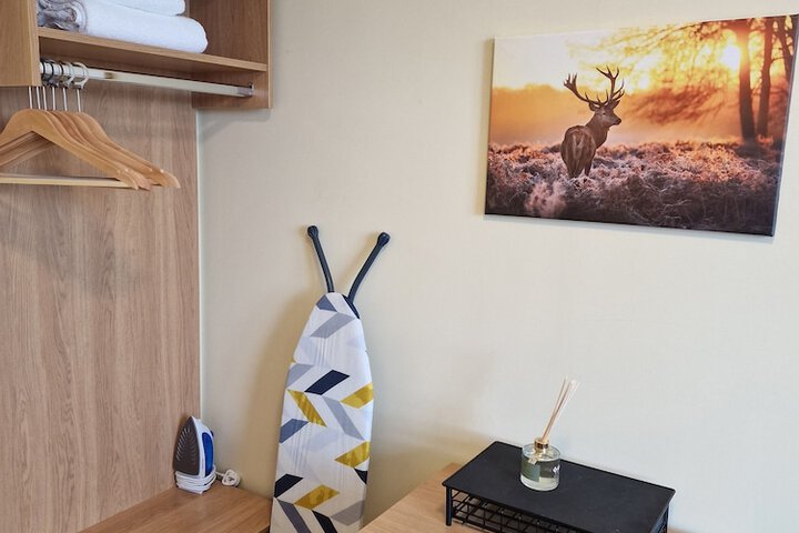 Room 15 of 83