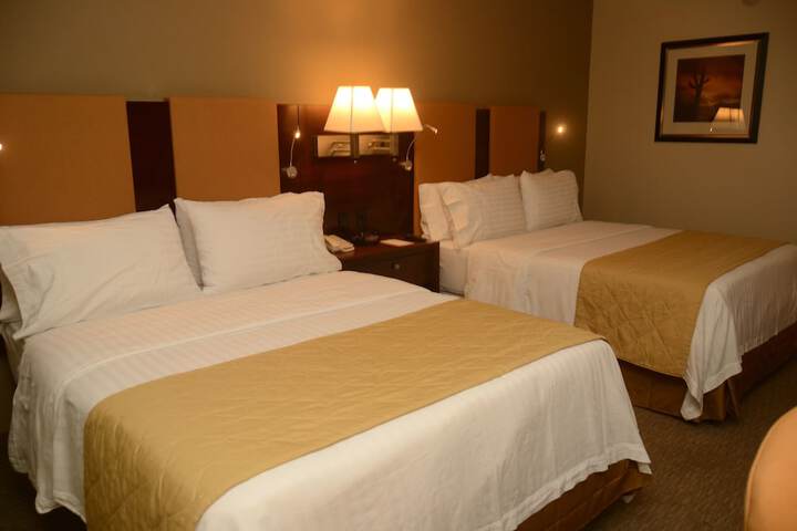 Room 4 of 111