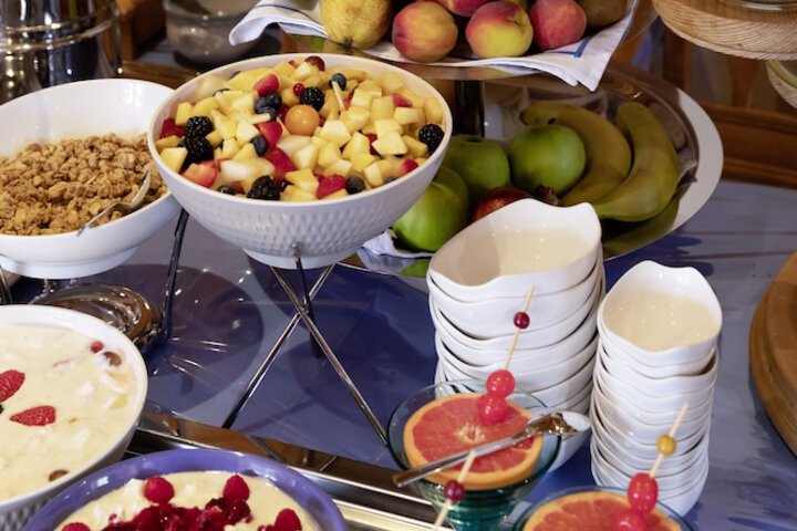Breakfast/Coffee Service 29 of 67