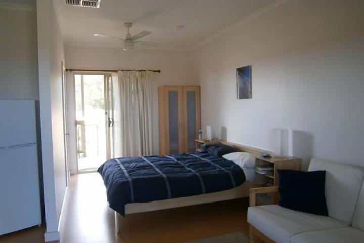 Room 5 of 19