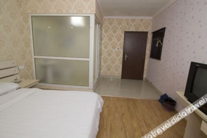 Honggaoliang Business Guest Room