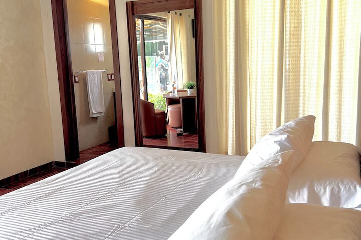Room 22 of 64