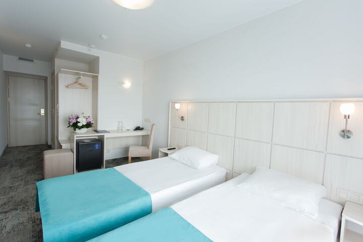 Room 14 of 40