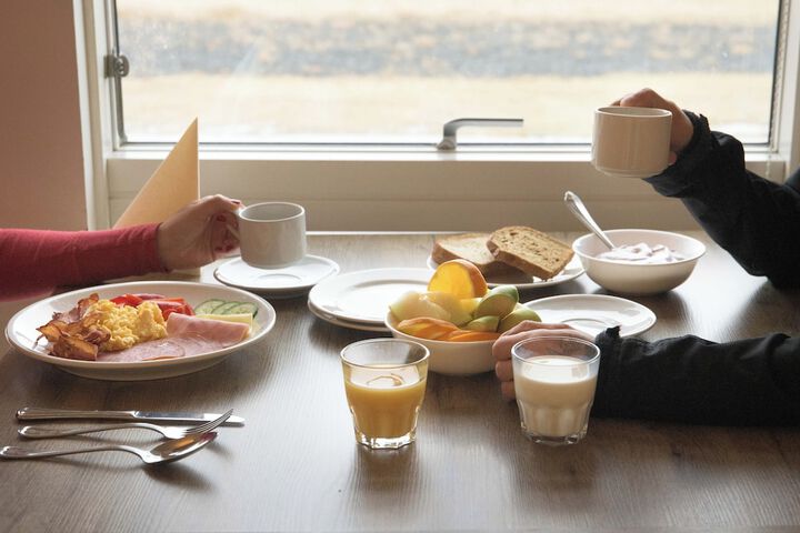 Breakfast/Coffee Service 67 of 103