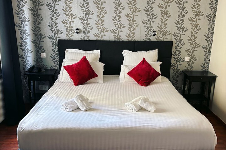 Room 22 of 47