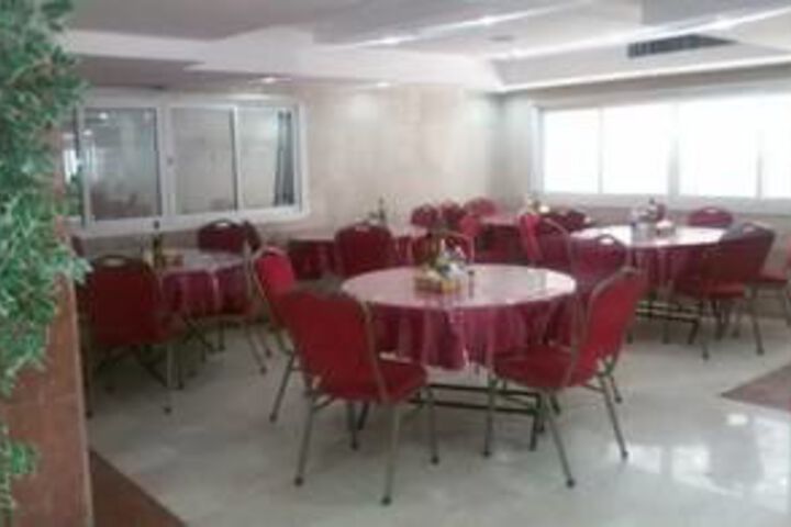 Dining 6 of 24