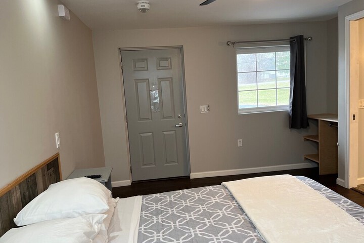 Room 12 of 24