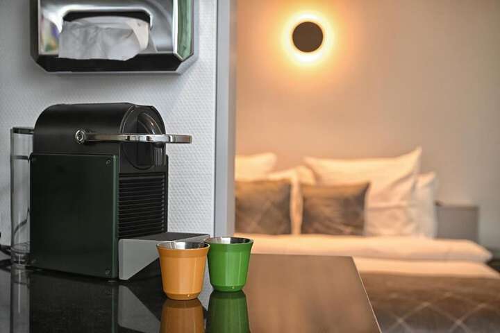 Room 2 of 20