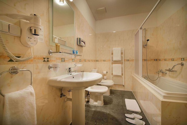 Bath Photo