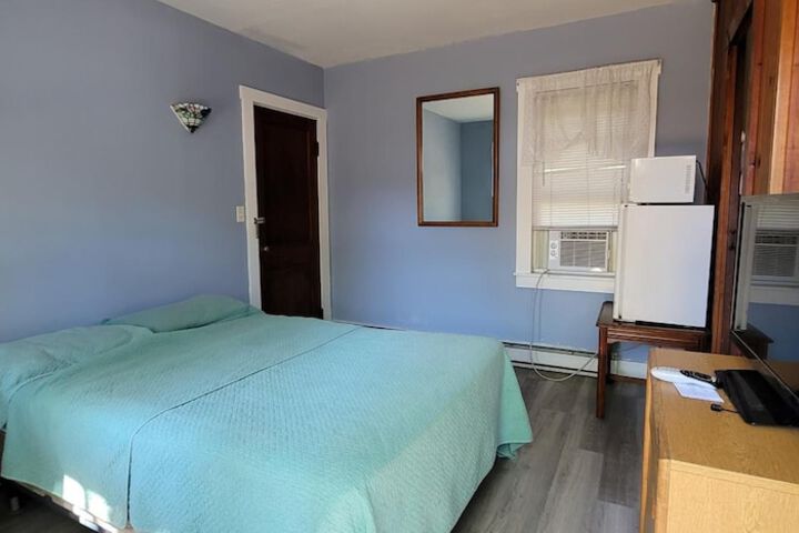 Room 11 of 60
