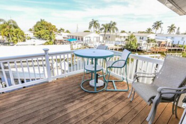 Terrace/Patio 6 of 27