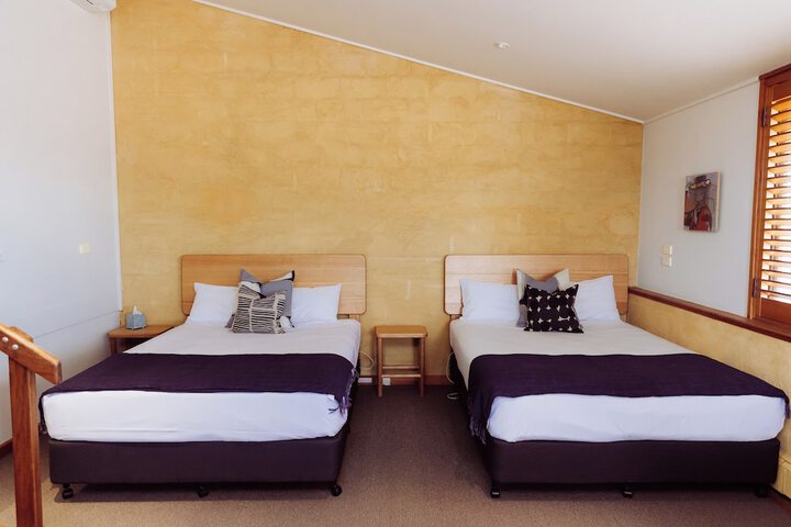 Room 13 of 28