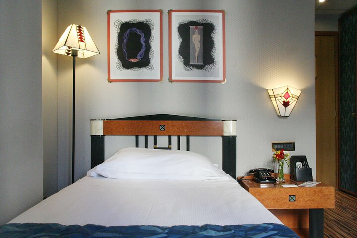 Room 59 of 111