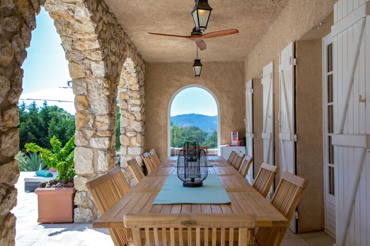 Terrace/Patio 25 of 48