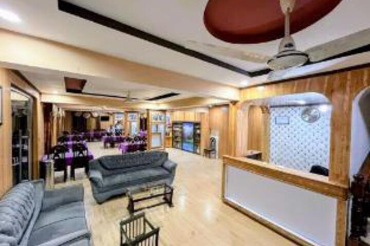 Blue sky hotel and restaurant Skardu