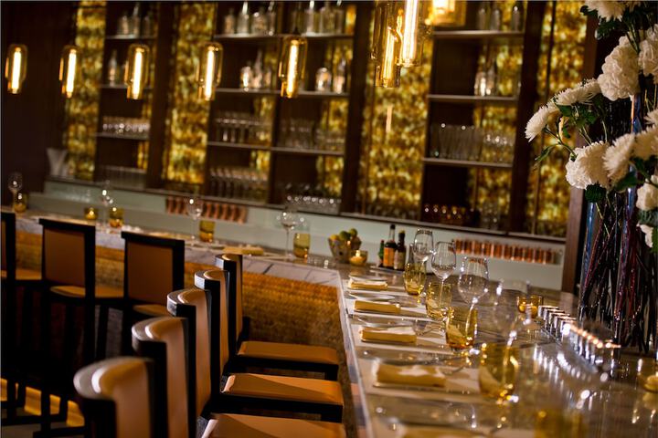 Dining 164 of 251