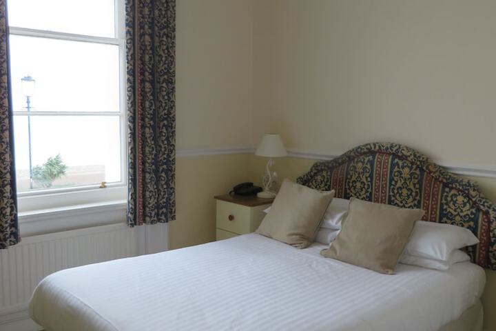 Room 17 of 74
