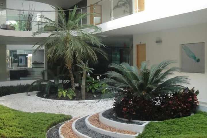 Ballroom/Hall 57 of 65