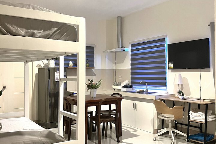 Room 3 of 23