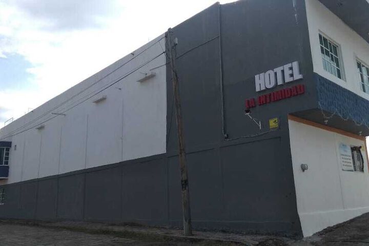 Hotel 56 of 58