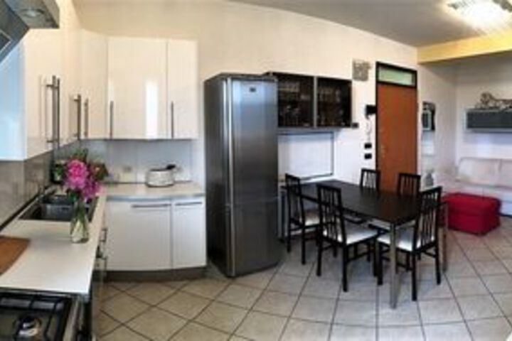 Room 399 of 499