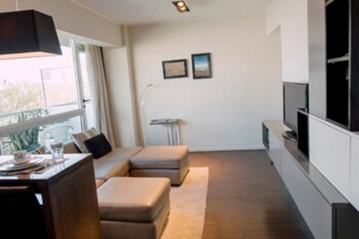 Room 93 of 101