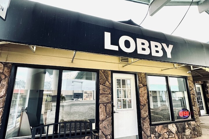 Hotel Interior 3 of 29