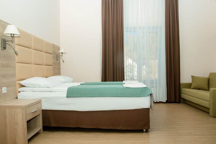 Room 7 of 26
