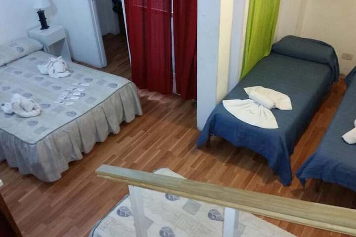 Room 16 of 33