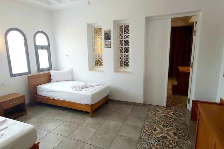 Room 20 of 59