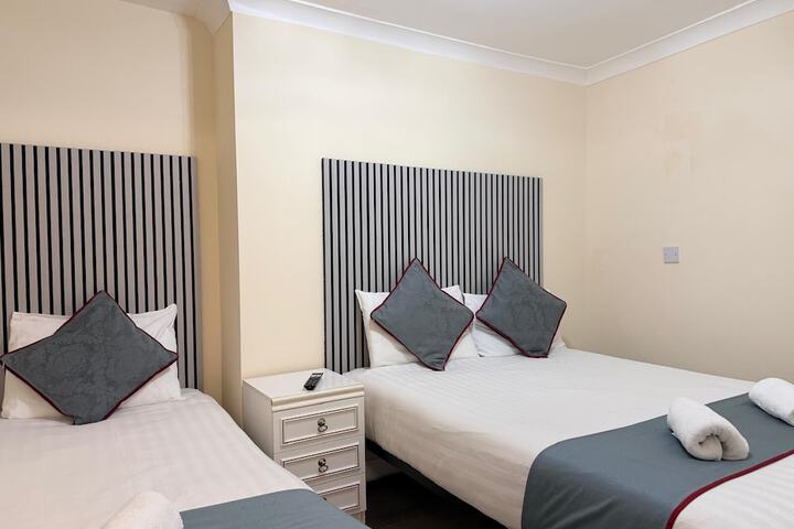 Room 42 of 96