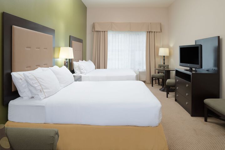 Room 3 of 87