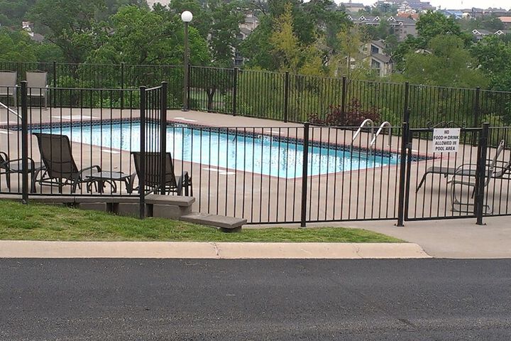 Pool 7 of 9