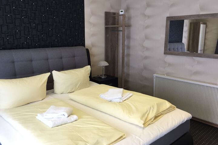 Room 10 of 56