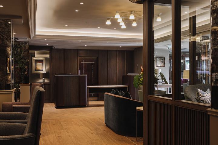 Hotel Interior 8 of 146