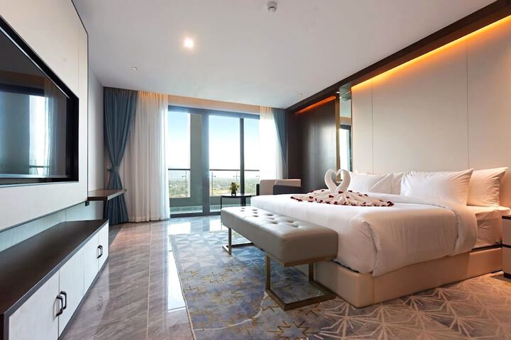 Room 40 of 313