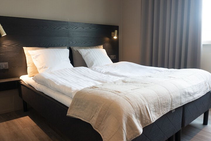 Room 5 of 25