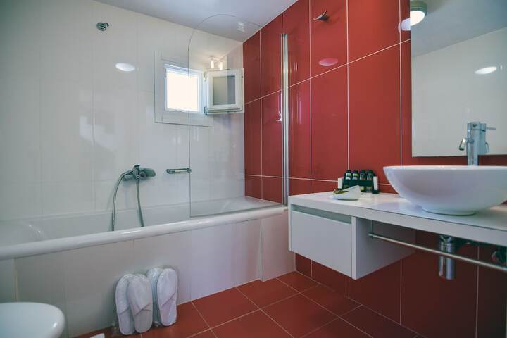 Room 15 of 35