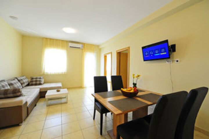 Room 40 of 51