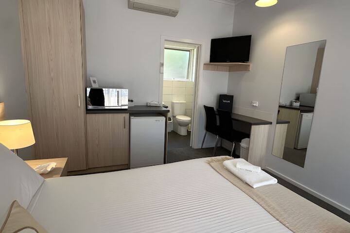 Room 35 of 90
