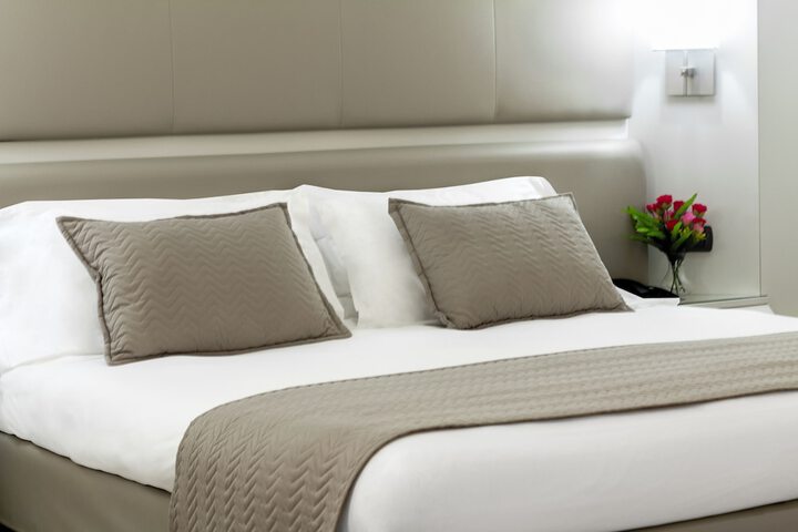 Room 4 of 26